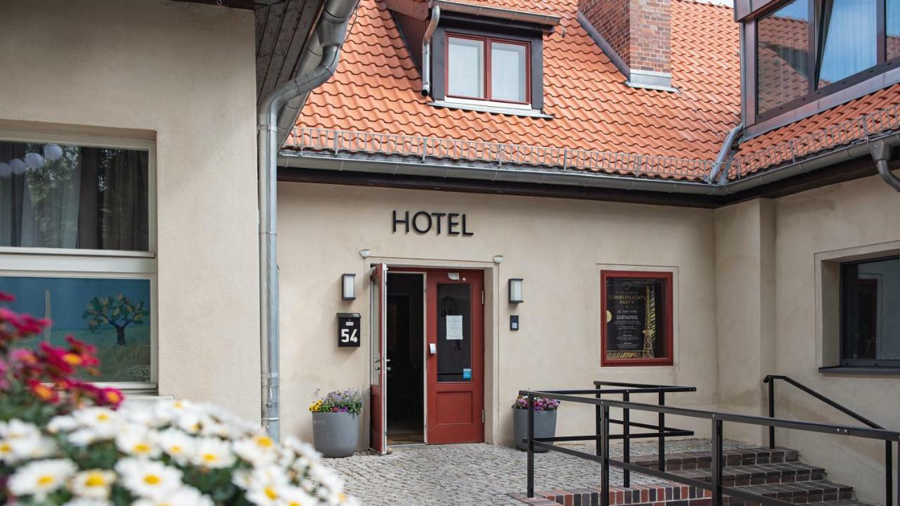 Landhotel Diana Тельтов Экстерьер фото